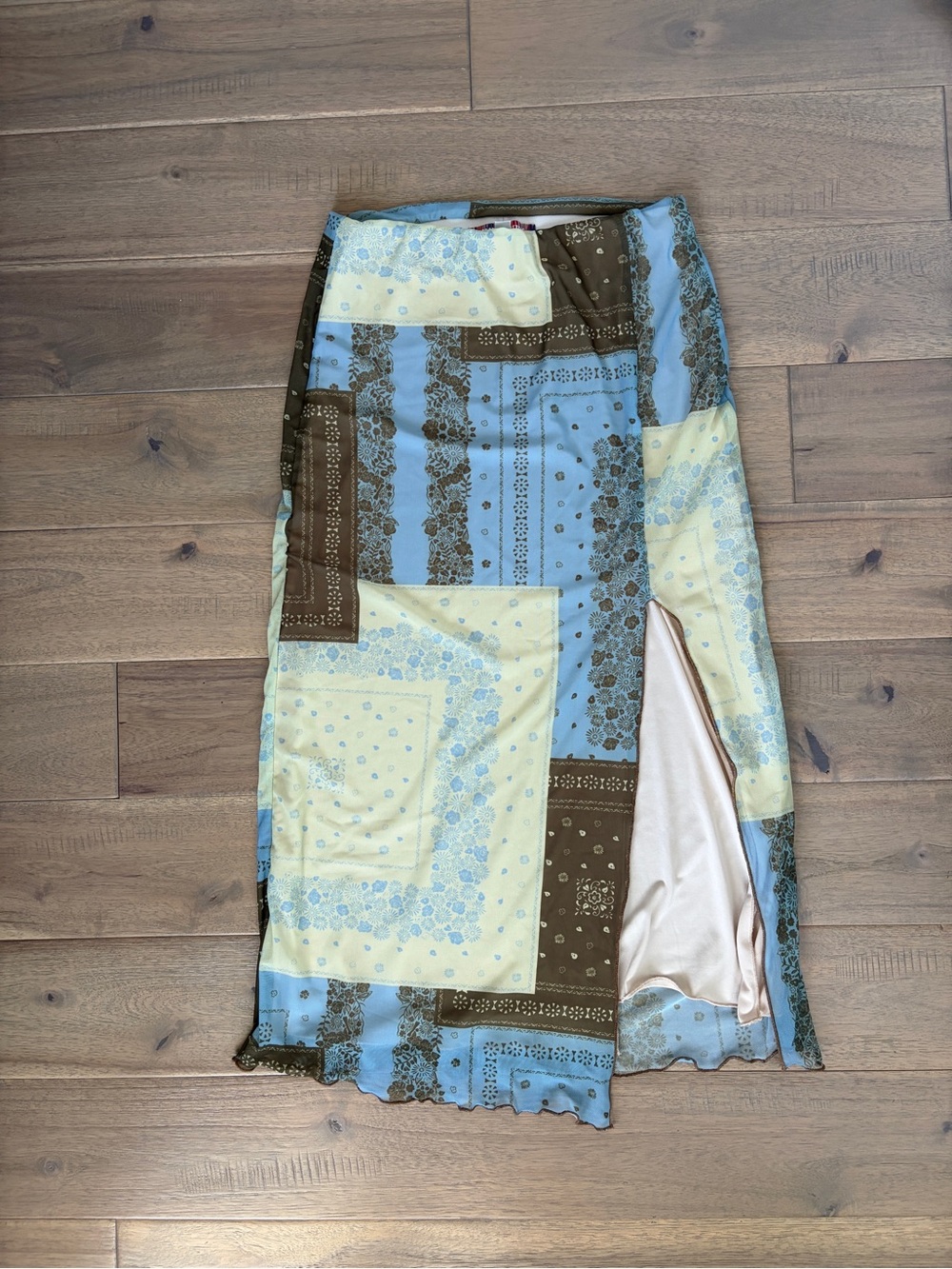 NWOT Urban Outfitters Frankie Mesh Vintage-Inspired Midi Skirt Small